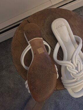 Alexandre Birman White Knotted Leather Slide Sandals